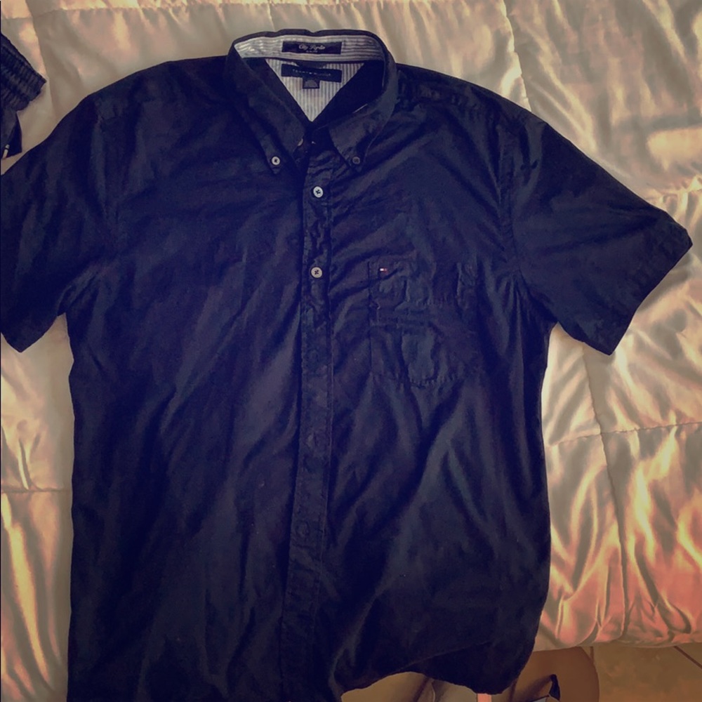 Tommy HilFiger button down shirt (L)